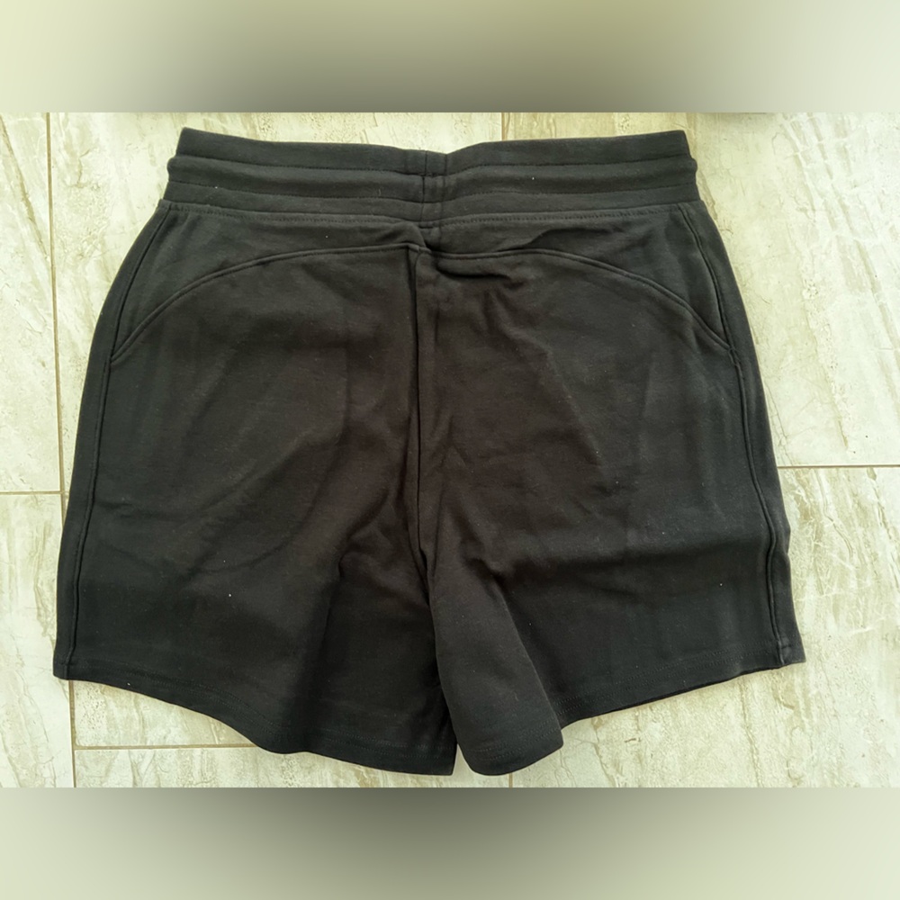 Alphalete Women’s Essential Short in Black - Picture 3 of 4